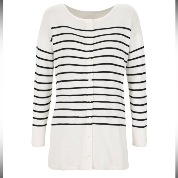 CAbi Sweaters - EUC Cabi Turnabout Cardigan #6164